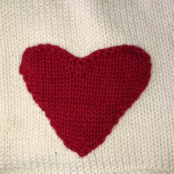 Baby Gap Cable Knit Cardigan with Heart Pockets - Picture 2 of 4